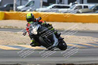 media/Apr-10-2022-SoCal Trackdays (Sun) [[f104b12566]]/Turn 2 (1135am)/